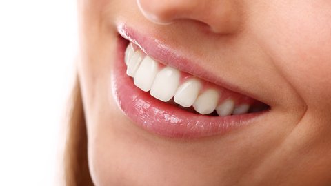 los 7 mejores blanqueadores dentales de 2023 ¡por unos dientes blancos y cuidados!