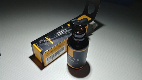serum con vitamina c mother nature cosmetic detalle