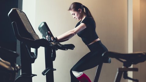 las 8 mejores bicicletas estáticas para entrenar en casa de 2023 ¡ponte en forma!