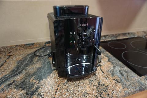 cafetera automatica krups roma ea8108 detalle