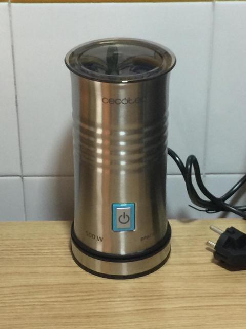 calentador de leche cecotec power latte spume 4000 detalle