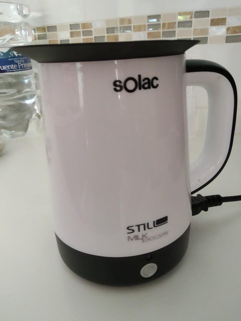 calentador de leche solac ch6302 milk y chocolate detalle