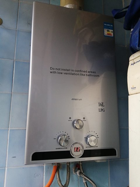 calentador de gas z zelus detalle