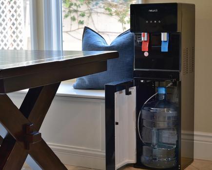 los 9 mejores dispensadores de agua de 2023 ahorro e hidratación de la mano