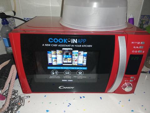horno microondas candy cmxg20d detalle