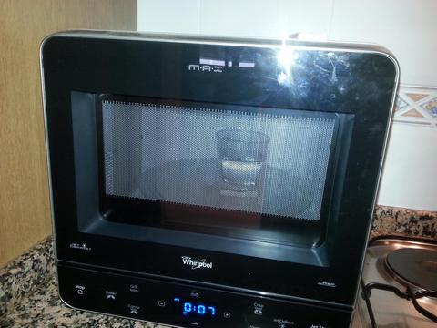 horno microondas whirlpool max 38 sl detalle