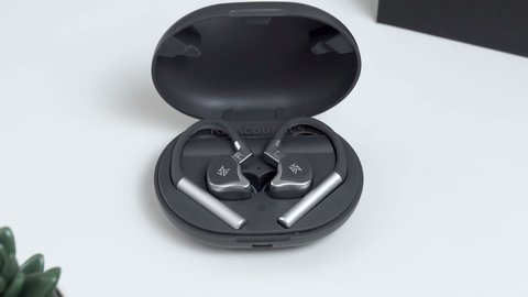 kz e10