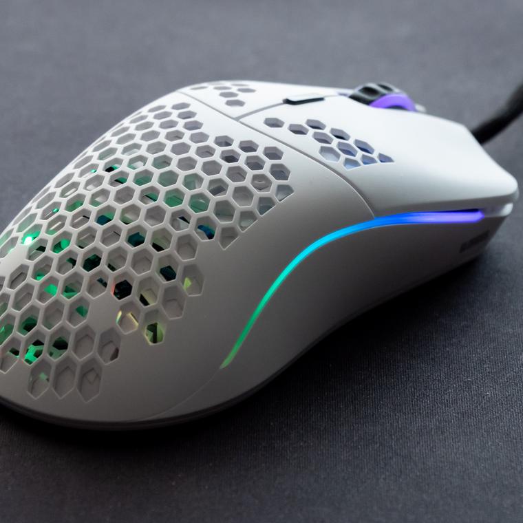 glorious model o