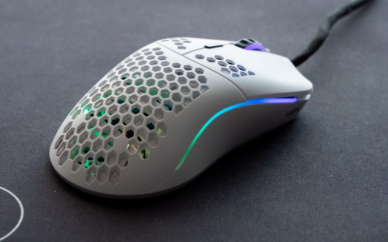 glorious model o