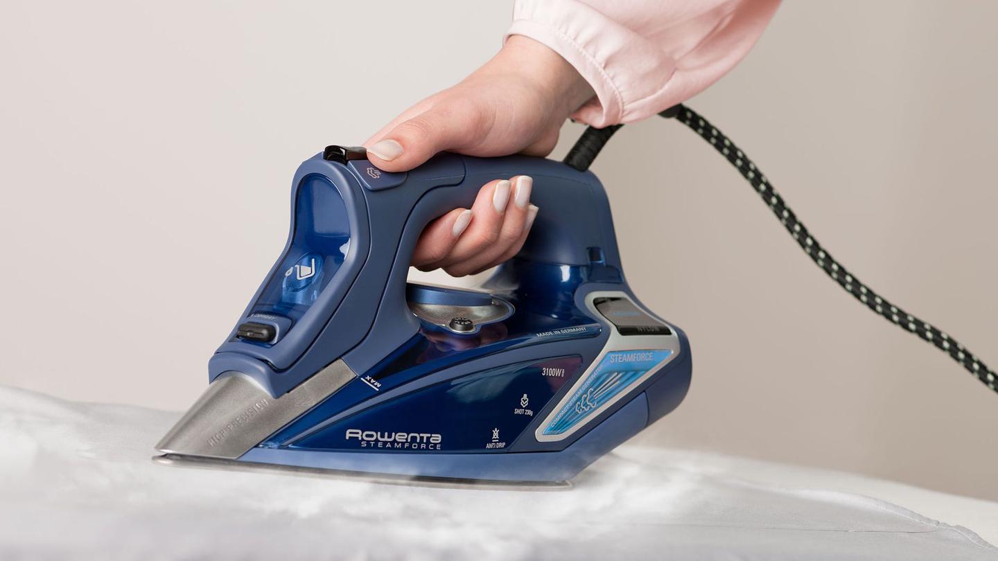 rowenta steamforce dw9240