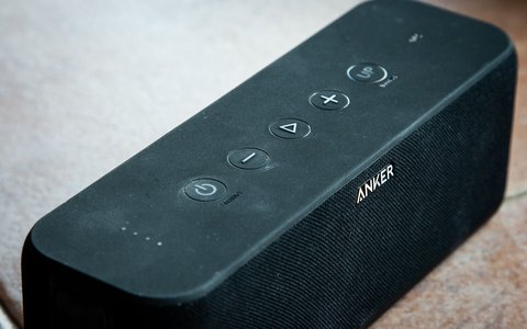 anker sound core boost botones