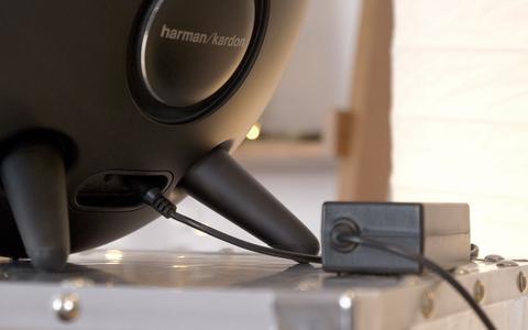 harman kardon onyx studio 4 cable cargador