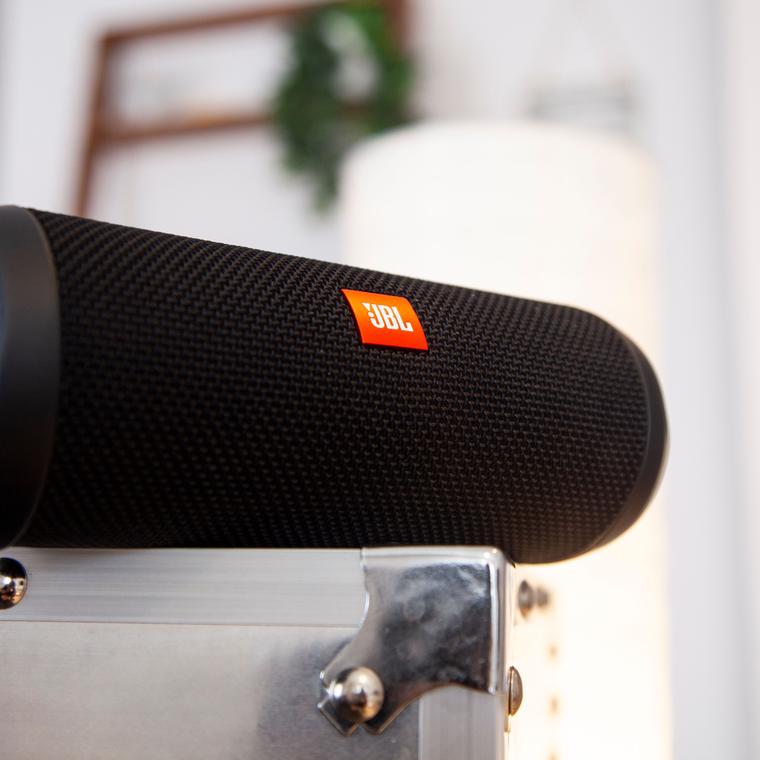 jbl flip 4