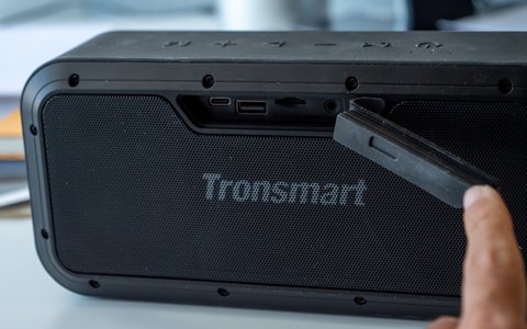 tronsmart force pro conexiones
