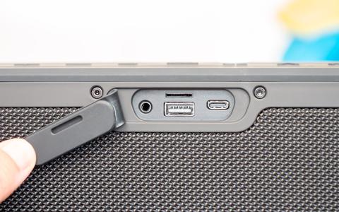 tronsmart force x conexiones