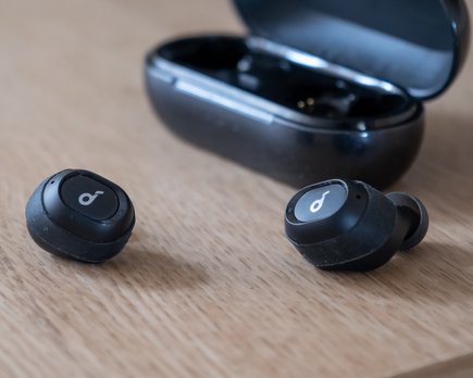 análisis de los soundcore liberty neo, unos auriculares t w s muy completos de anker