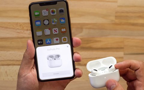 apple airpods pro iphone