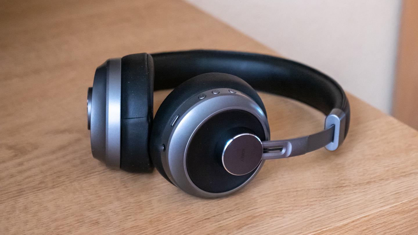 aukey ep b52