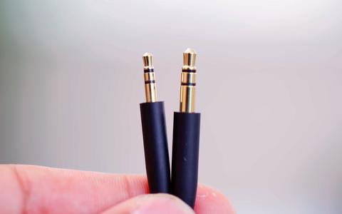 bose 700 cable