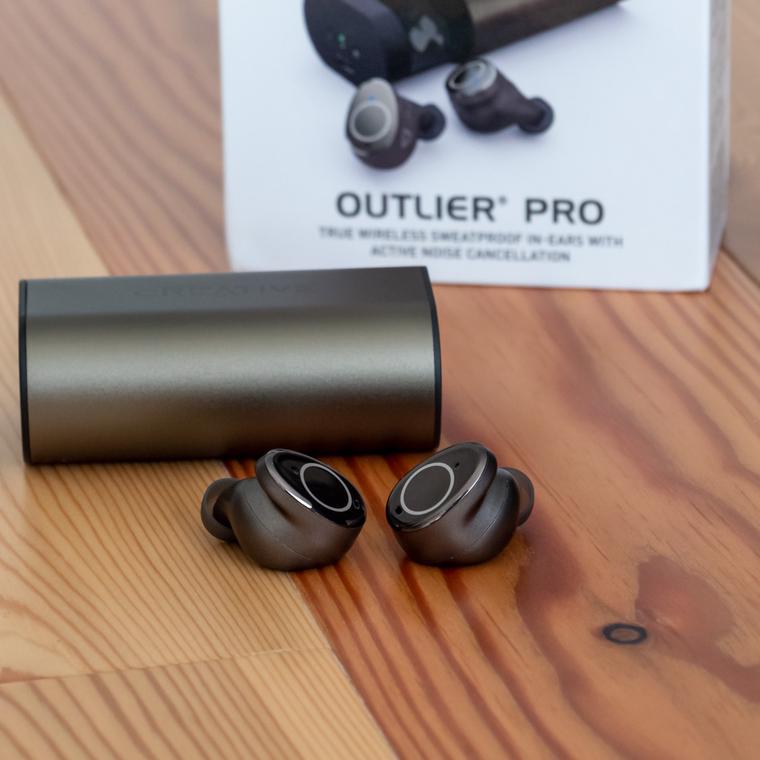 creative outlier pro