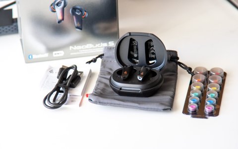 edifier neobuds s accesorios
