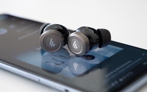 edifier w240tn sonido