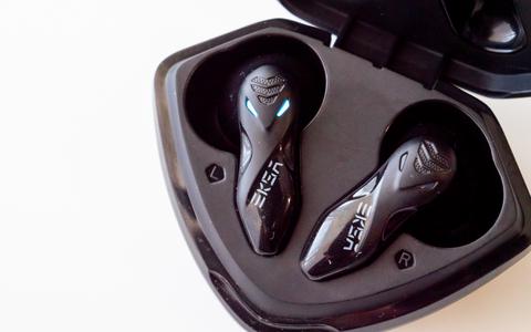 eksa gt1 detalle auricular