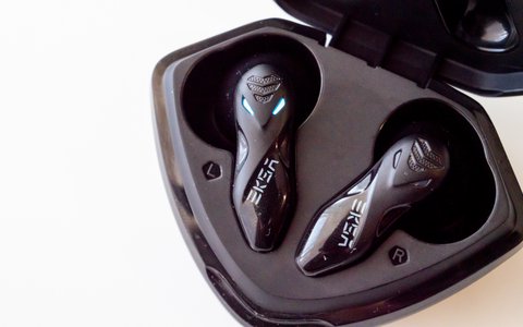 eksa gt1 detalle auricular