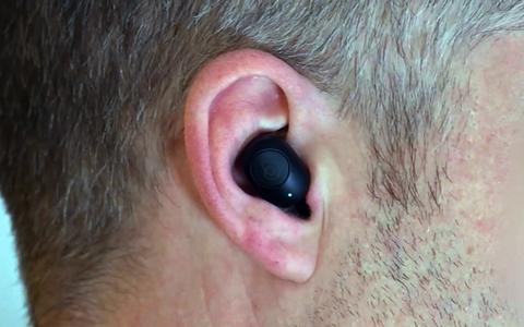 haylou gt2 oreja 2