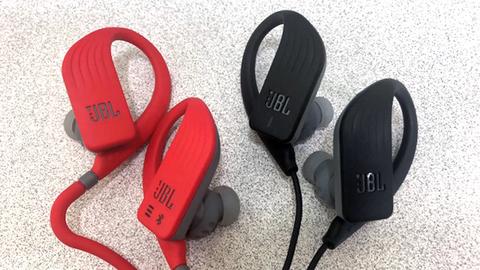 diferencias entre los jbl endurance sprint y los dive