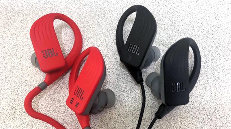 jbl sprint vs jbl endurance dive