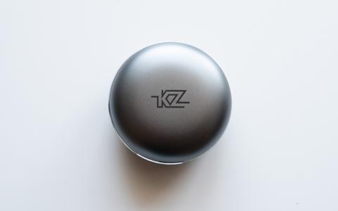 kz t1 caja