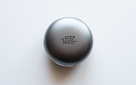 kz t1 caja