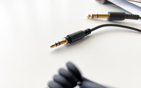 oneodio fusion a70 detalle cable