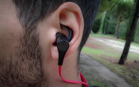 auriculares soundpeats ajuste