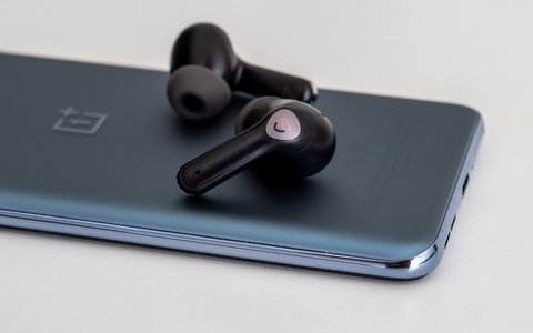 soundpeats air3 pro conectividad