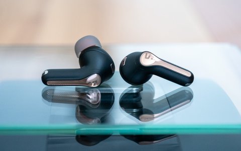 soundpeats capsule3 pro detalle auriculares