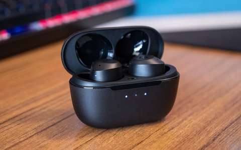 soundpeats t2 estuche