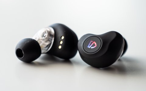 soundpeats truengine se dual dynamic drivers boton