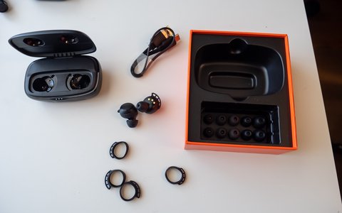 tribit flybuds 3 accesorios