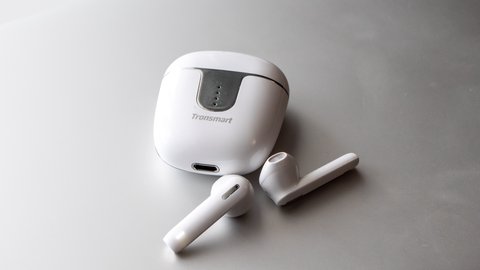 tronsmart onyx ace