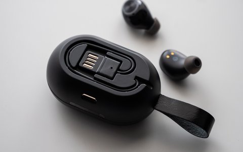 tronsmart spunky beat tws cable integrado