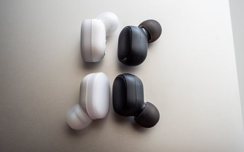 xiaomi redmi airdots vs xiaomi mi airdots forma tamano