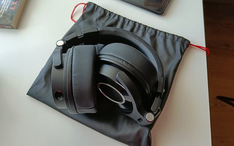 oneodio m60 plegados