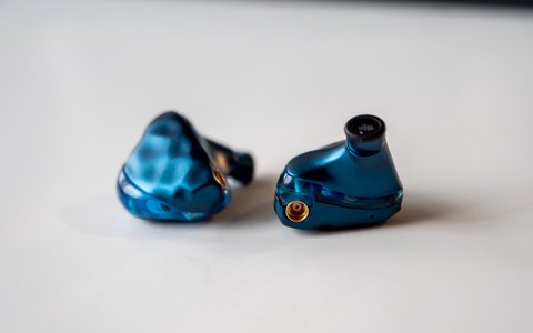 ikko oh1s gems detalle auriculares