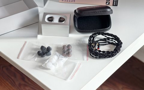 kiwi ears aether accesorios