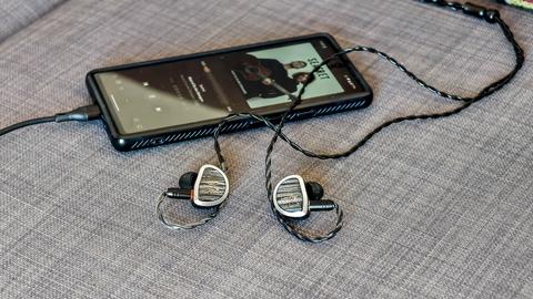 review de los kiwi ears aether ¿los drivers magnetoplanares más grandes en unos in ear?