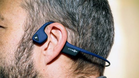 como funcionan auriculares conduccion osea