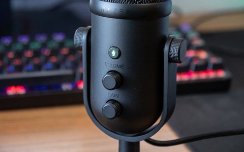 razer seiren v2 pro frontal