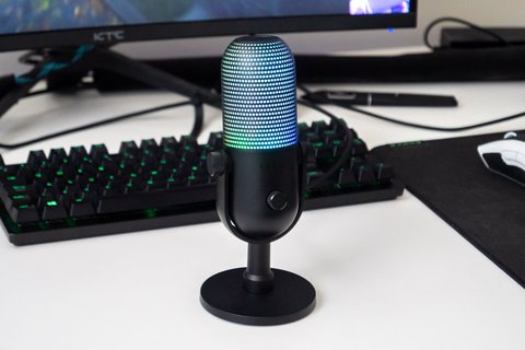 razer seiren v3 chroma